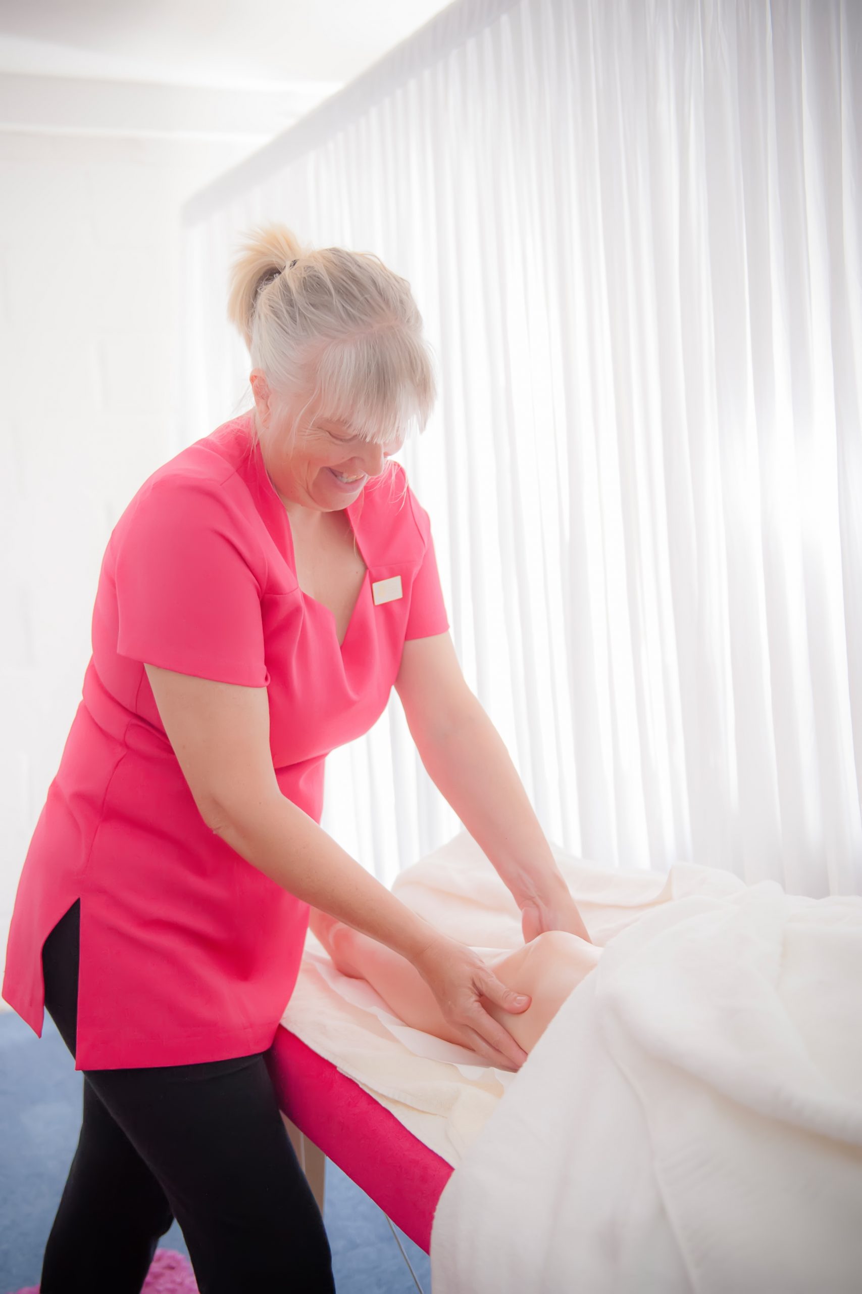 Ali teaching body massage